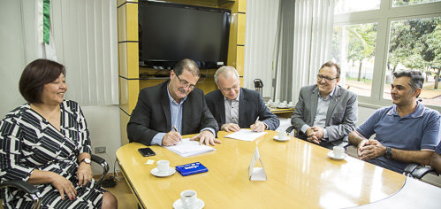 2016-12-19 Assinatura de Convenio Sec Joao Carlos Gomes- MG 8611-site