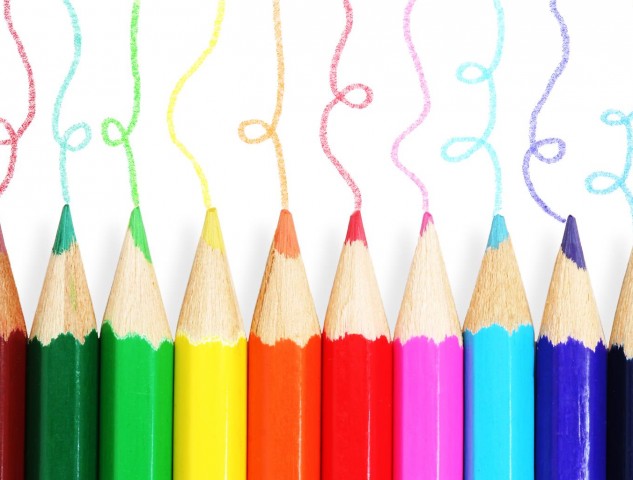 pencils-colors-colors-white-background-633x480